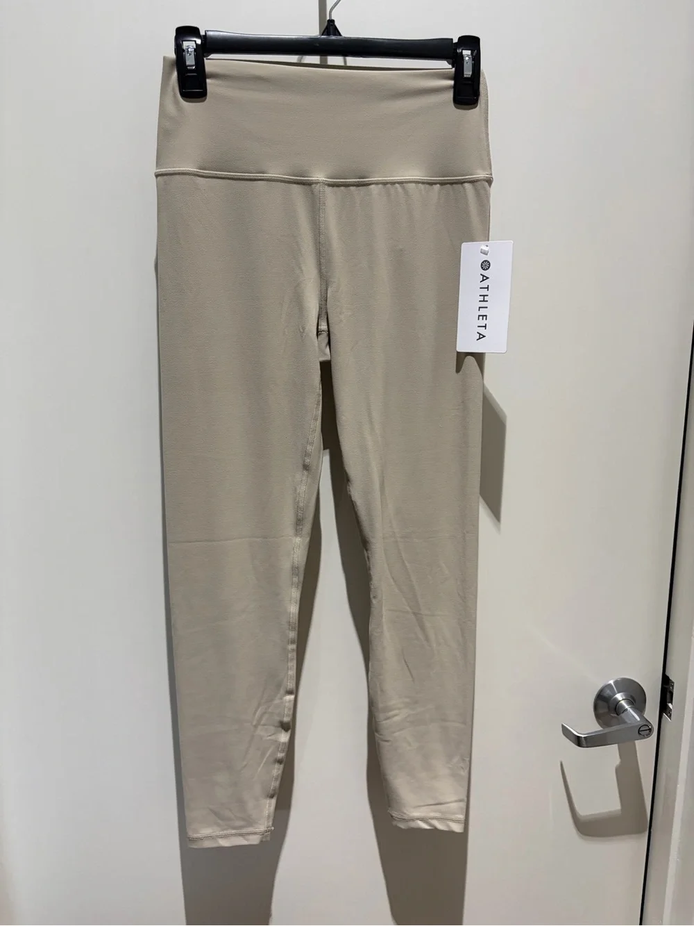 Athleta Transcend 7/8 Tights ~ size M